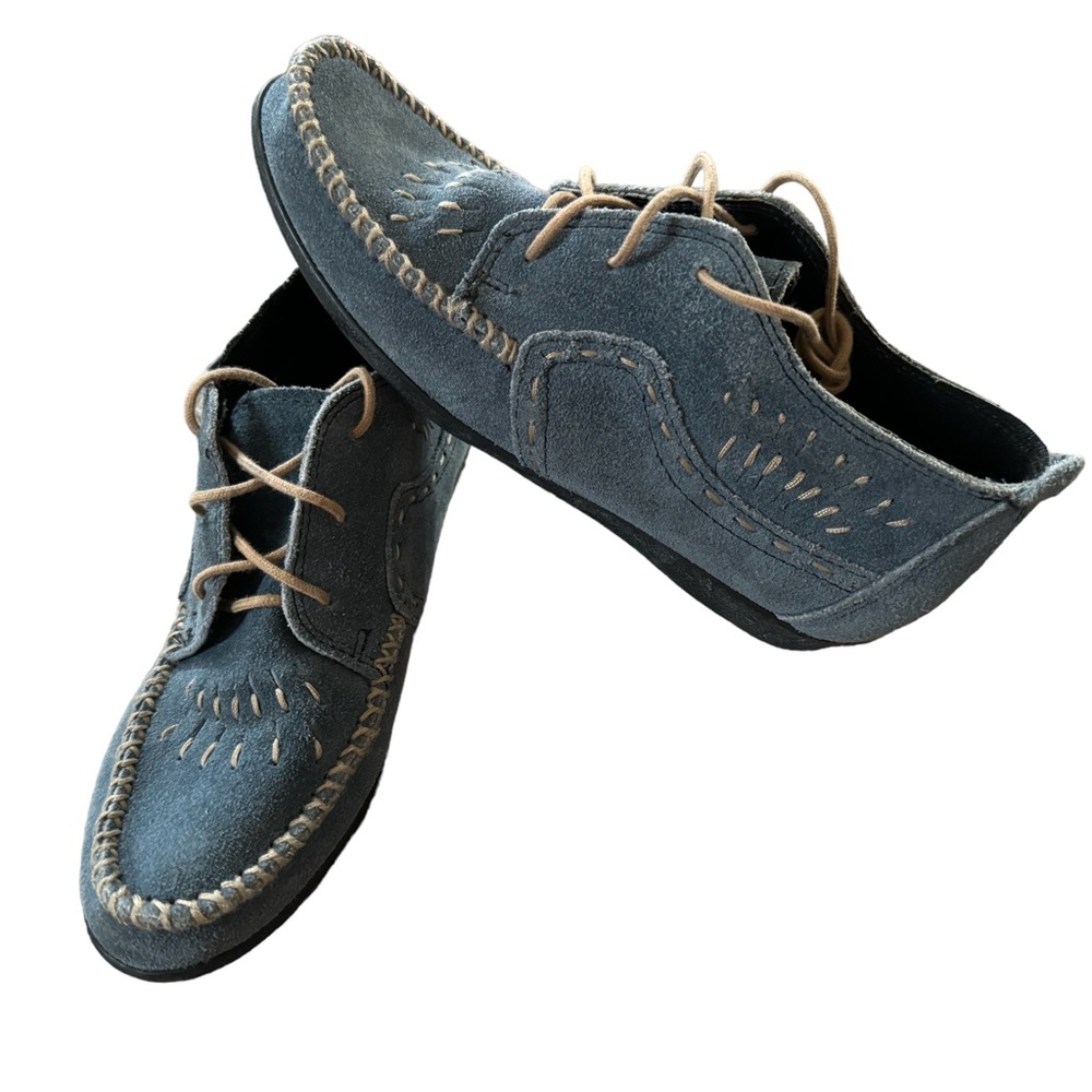 Minnetonka Blue Suede Lace-Up Moccasins with Tan Trim